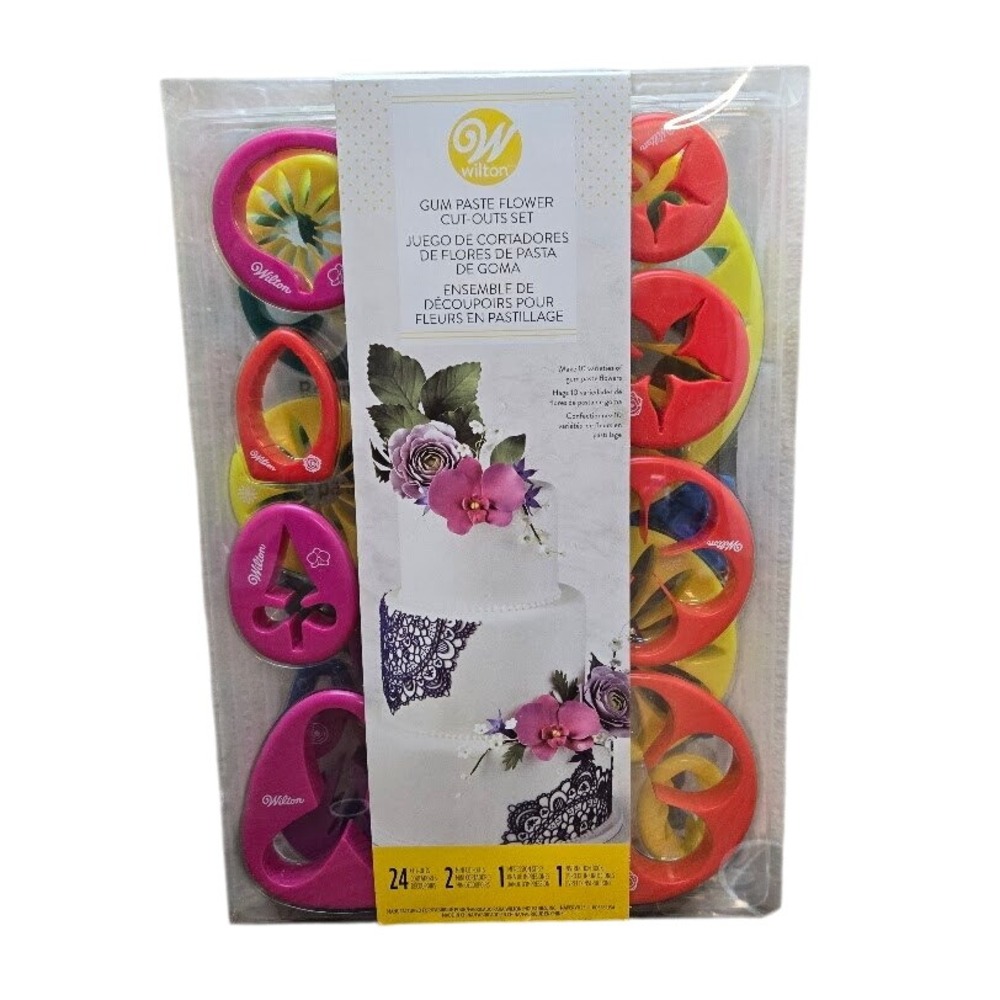 Wilton Gum Paste Flower Cut Outs Set 24‎ Piece Cake Decorating Baking Tools